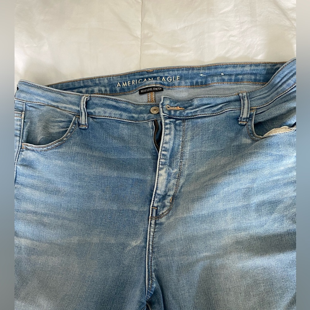 American Eagle size20 distressed jeans